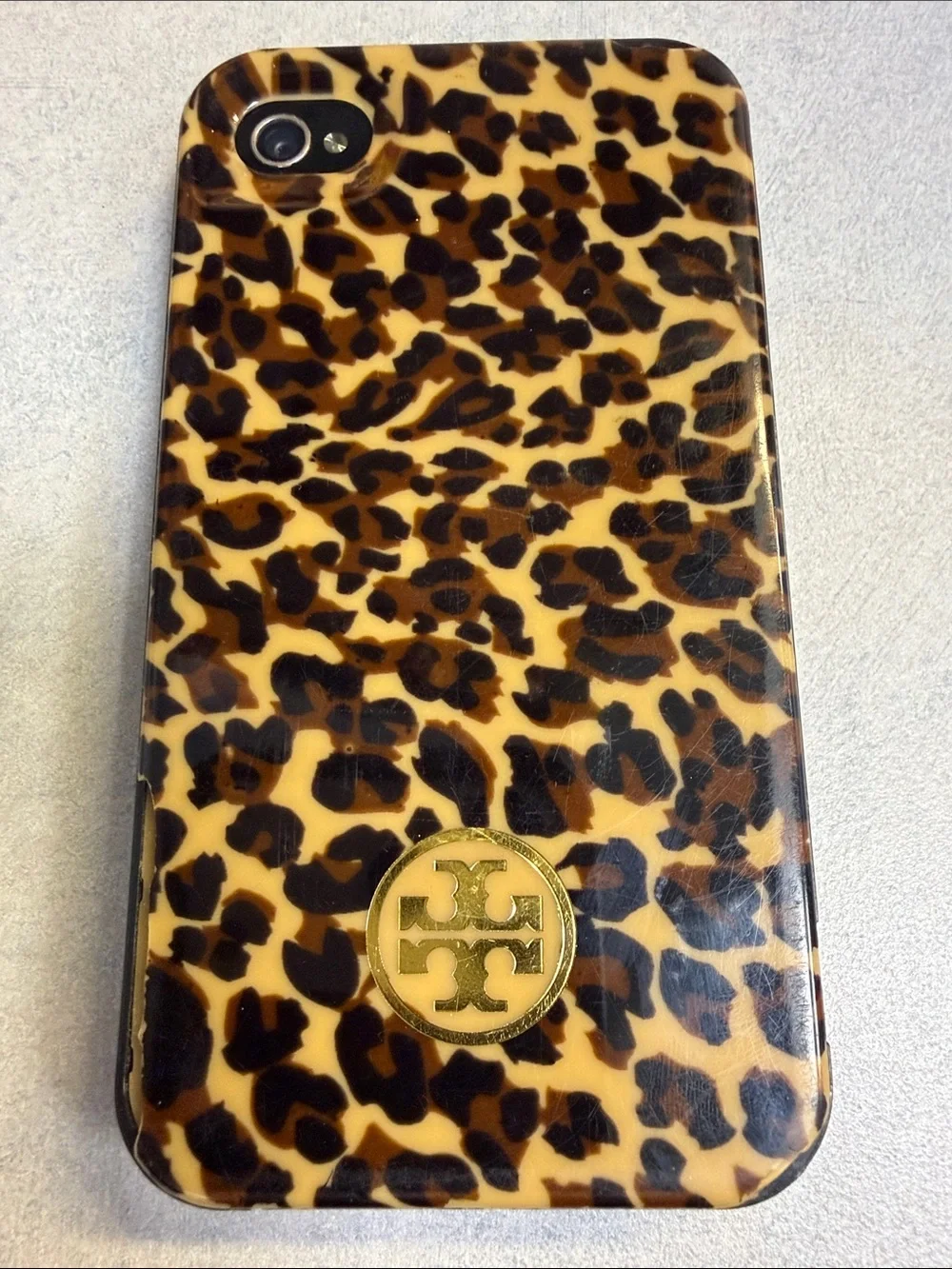 Apple iPhone 4S, black, 16GB with Kate Spade leopard case